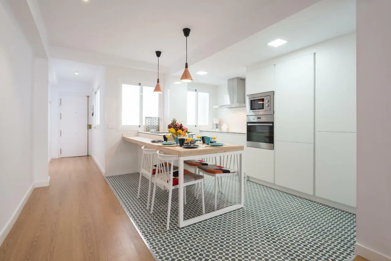 Centrico Apartamento 2 Dorm Malaga 0*,